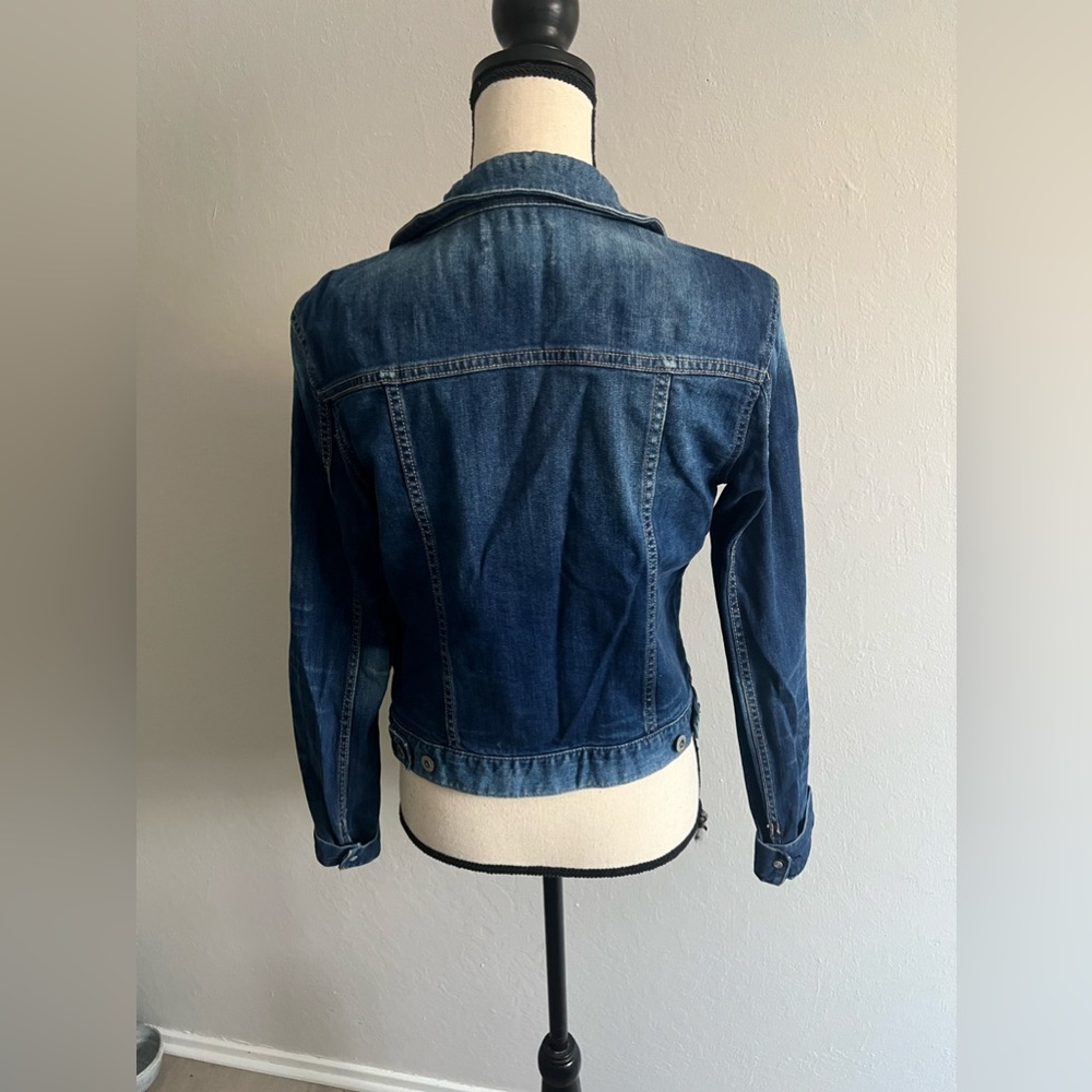 Jean Jacket - Picture 1 of 2